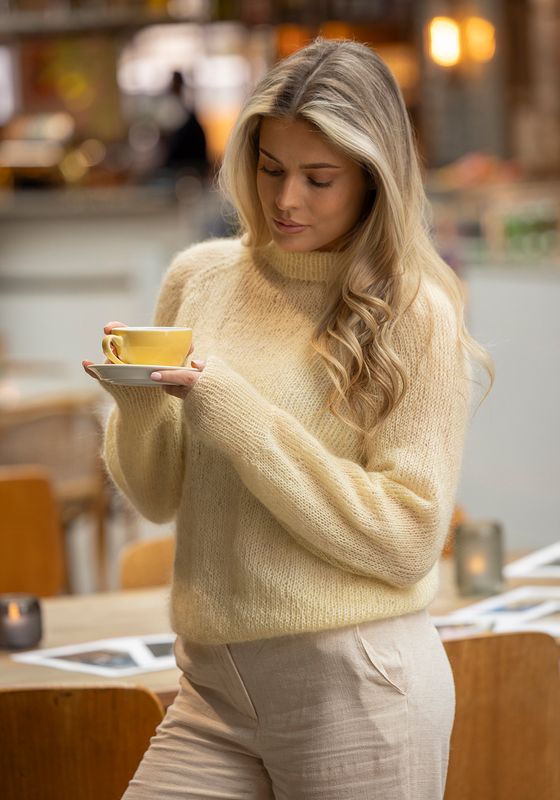 Petrolia genser lys gul