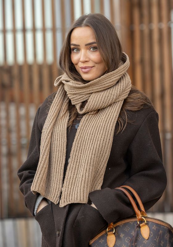 Serene skjerf m/hette